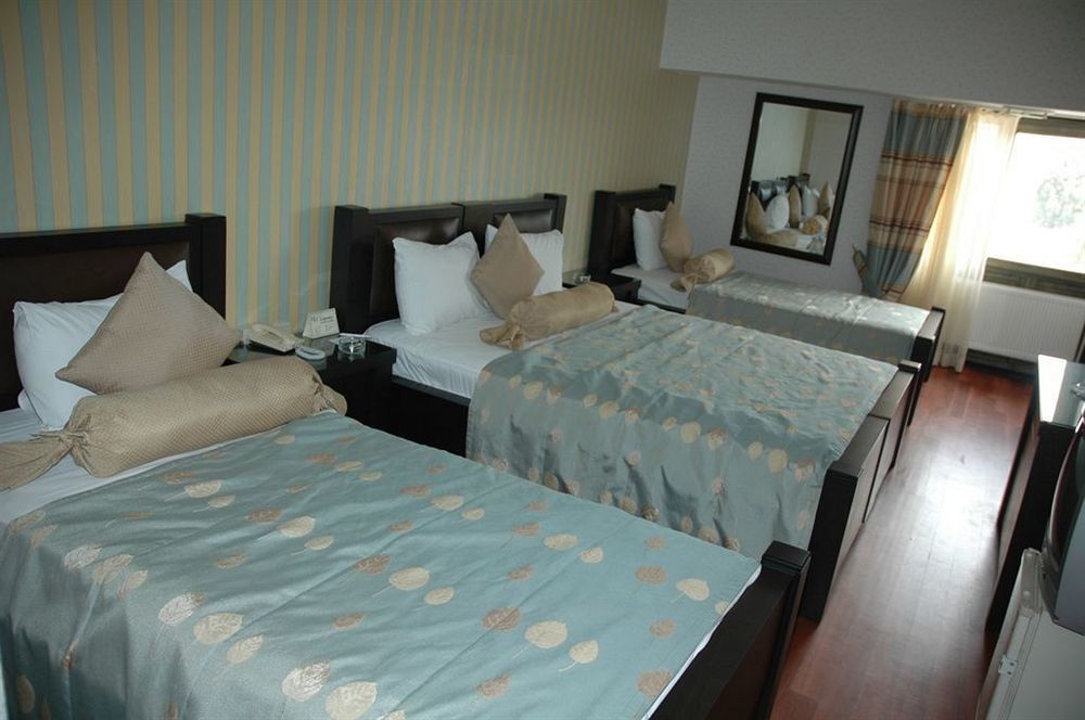Ulaşan Otel
